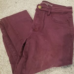 American Eagle Hi-RIse Jegging Maroon Size 6